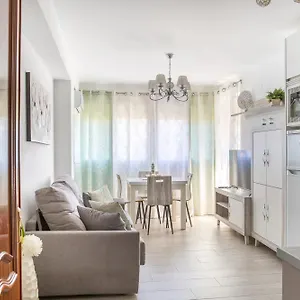 https://apartamento-en-pleno-torre-del-mar.es-andalucia.com